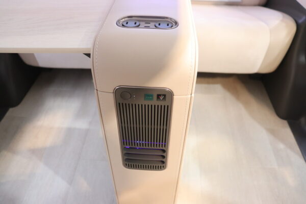 Large figure2 gallery3