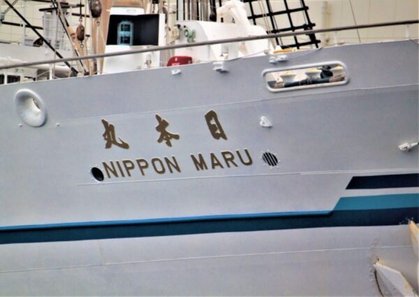 Large figure2 gallery3