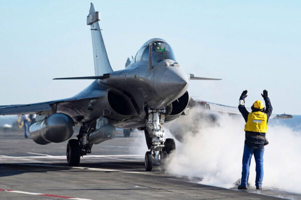 Large figure2 gallery4