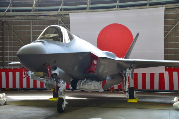 Large figure1 gallery2