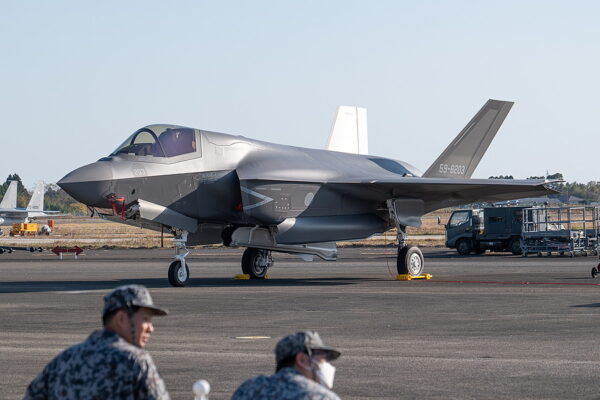 Large figure2 gallery3