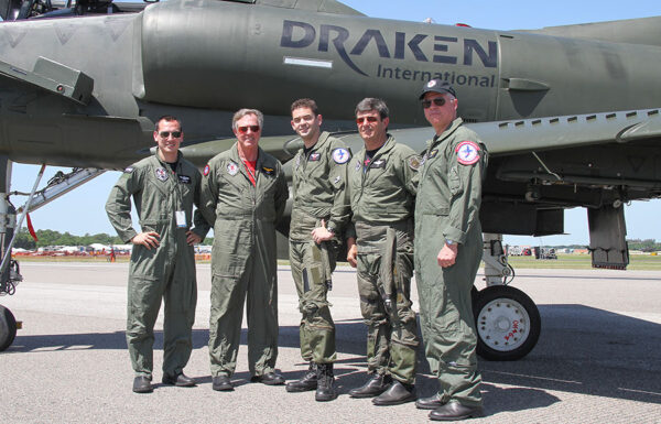 Large figure2 gallery3