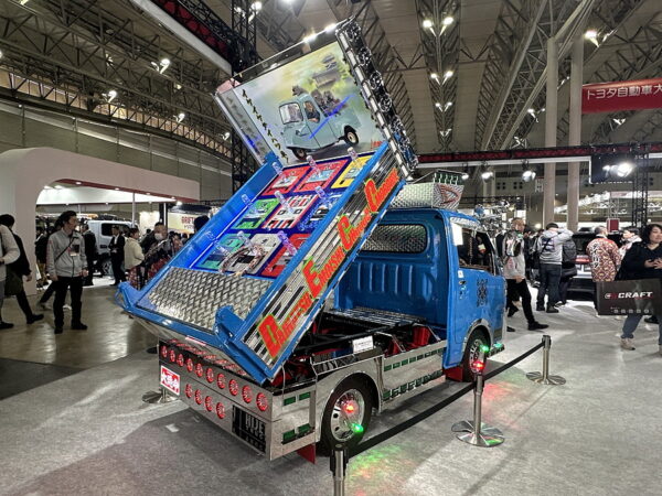 Large figure2 gallery3