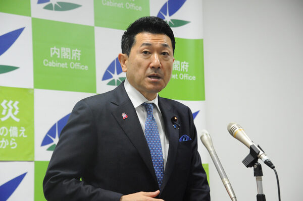 Large figure2 gallery8