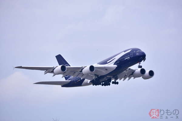 画像ギャラリー | 成田空港に「激レア超巨大怪鳥機」異例の降臨でSNS